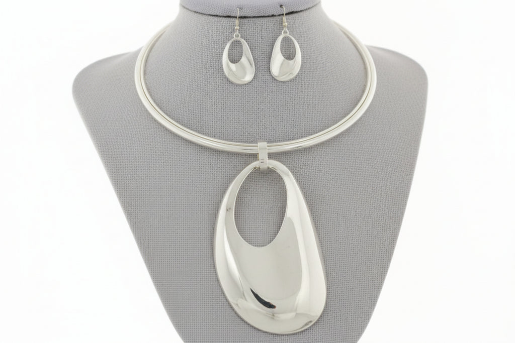 Silver necklace and earrings set